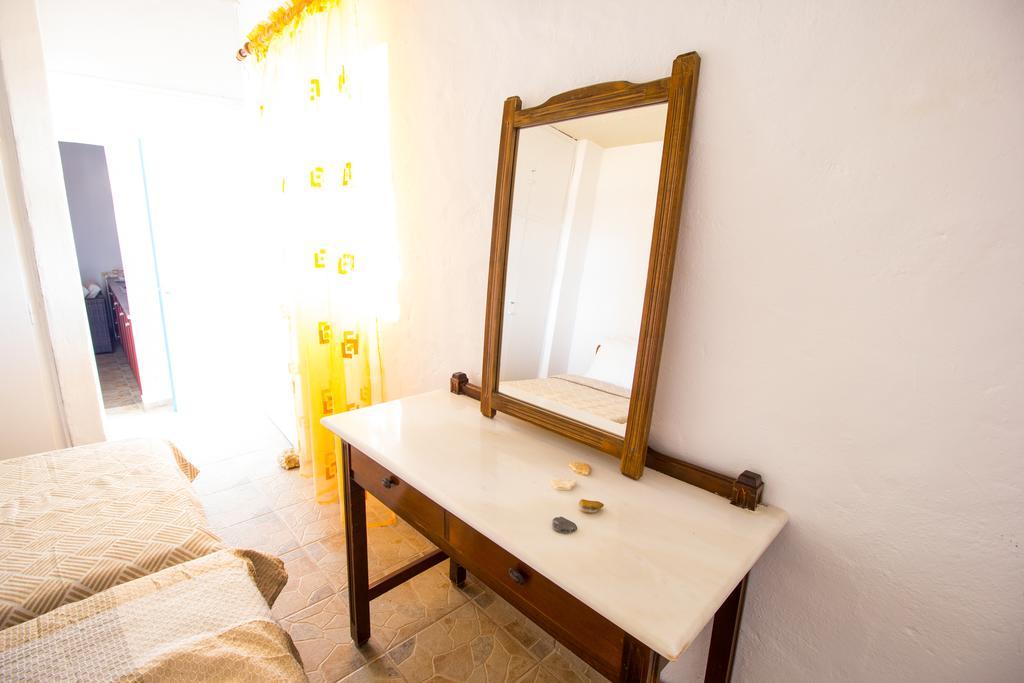 Lazarou Beach Apartments Platis Gialos  Exterior photo