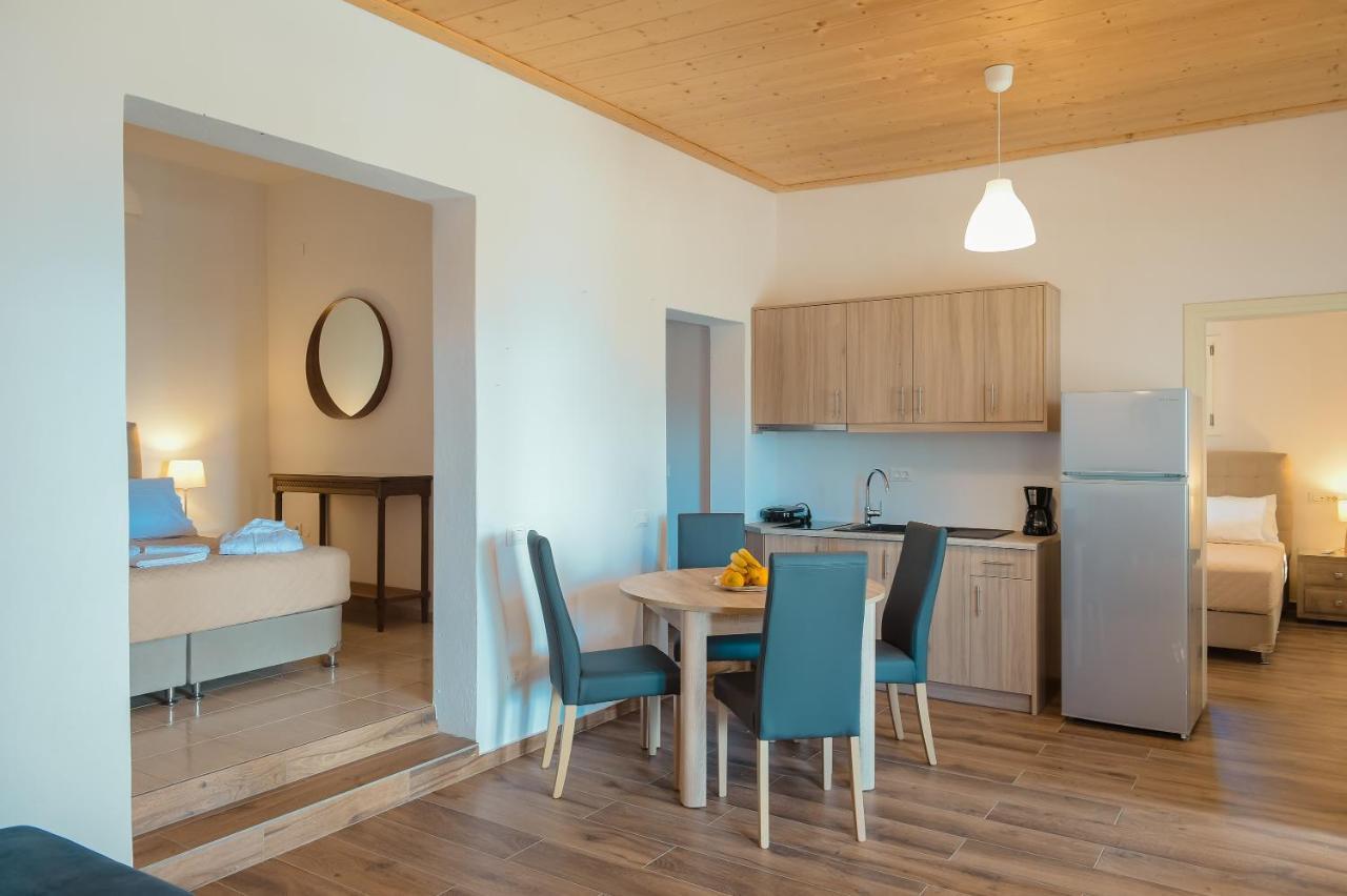 Lazarou Beach Apartments Platis Gialos  Exterior photo